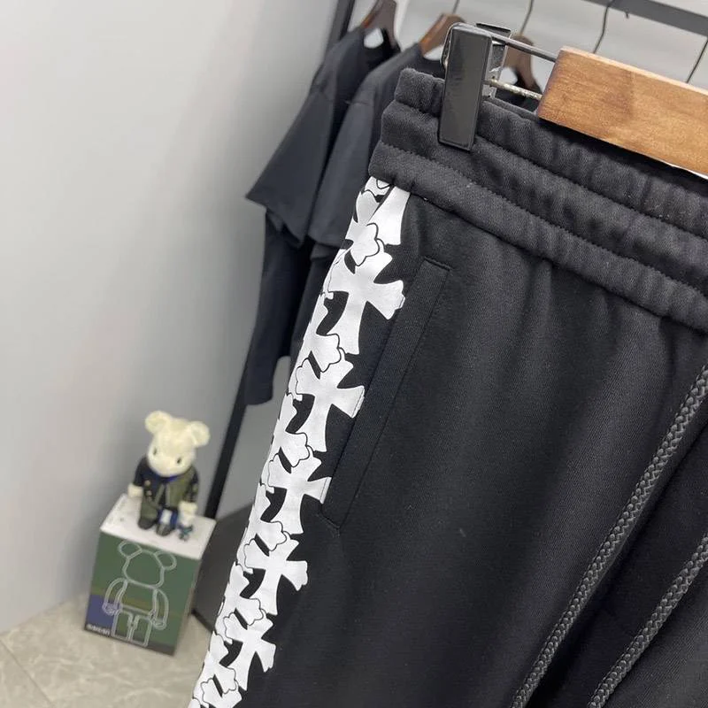 ☆超人気☆クロムハーツ【CHスウェットパンツ】◆スクロールラベル 偽物 Kua94876
