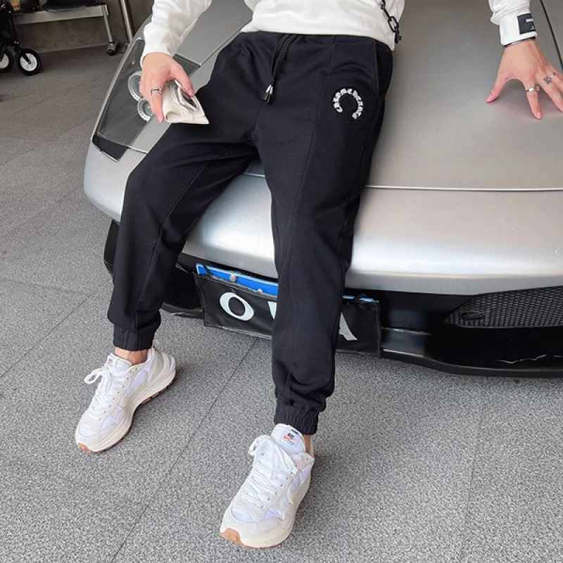 ☆超人気☆クロムハーツ 偽物 ホースシュー ロゴ スウェットパンツ Kuq59452