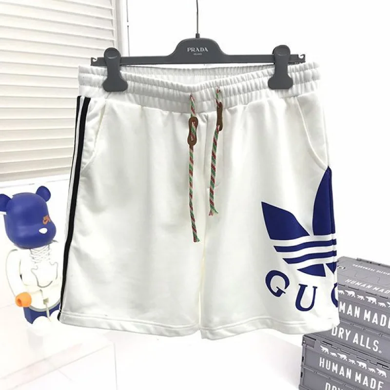 人気No1グッチ アディダス コピー トレフォイルグッチ刺繍ショートパンツ gul19394