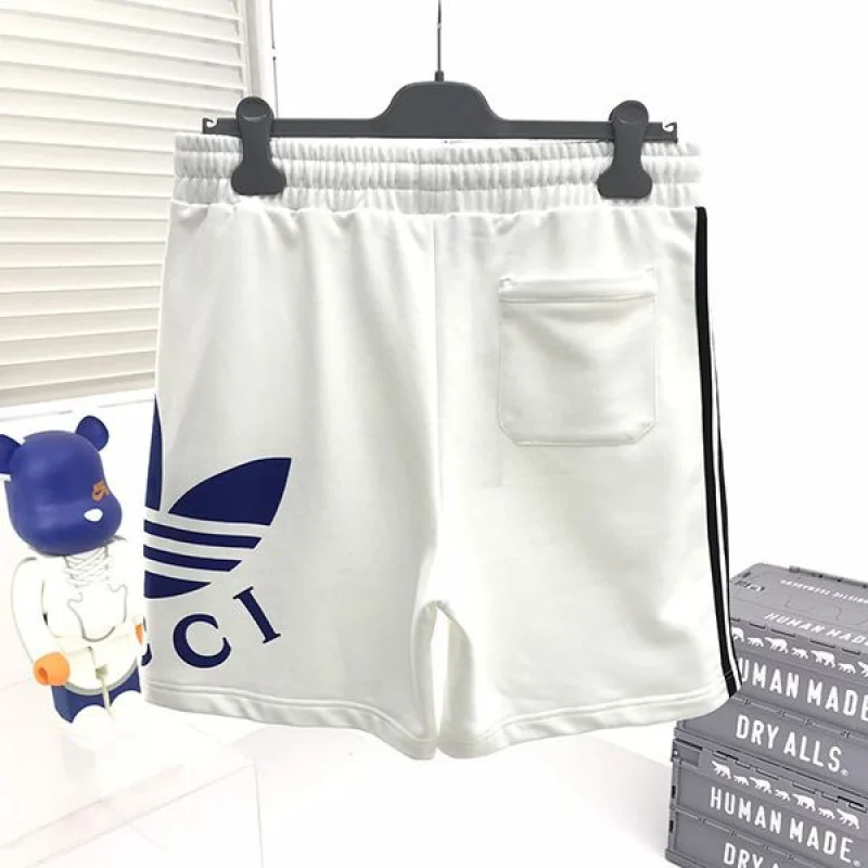 人気No1グッチ アディダス コピー トレフォイルグッチ刺繍ショートパンツ gul19394