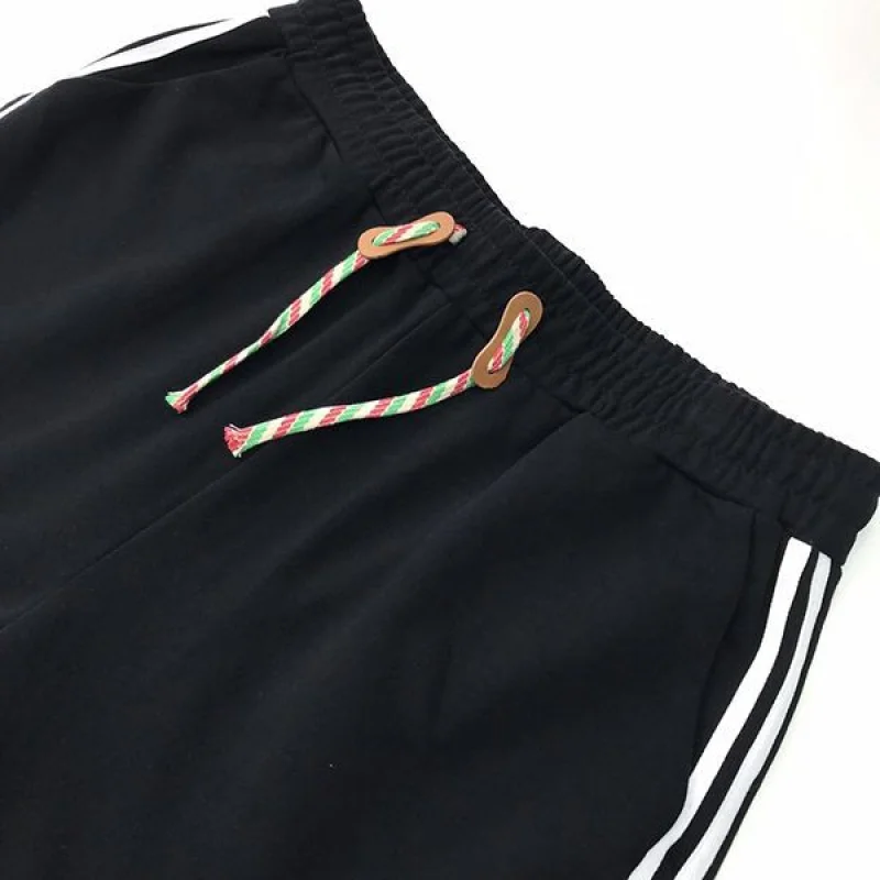 《大人気》グッチ アディダス トレフォイルグッチ刺繍ショートパンツ パロディ gud43893