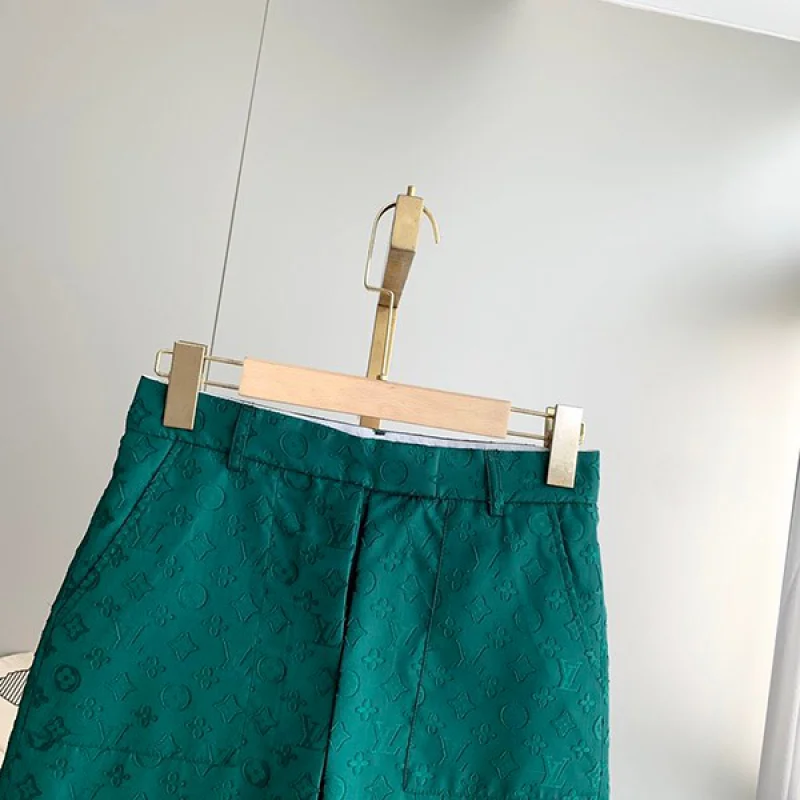 【日本未発売】ルイヴィトン クロップドラップショートパンツ 偽物 1AA85J