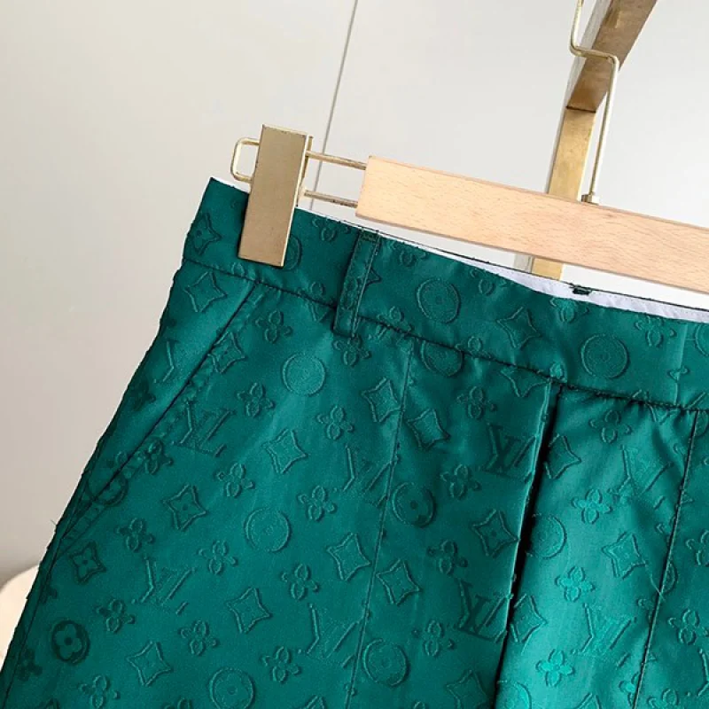 【日本未発売】ルイヴィトン クロップドラップショートパンツ 偽物 1AA85J