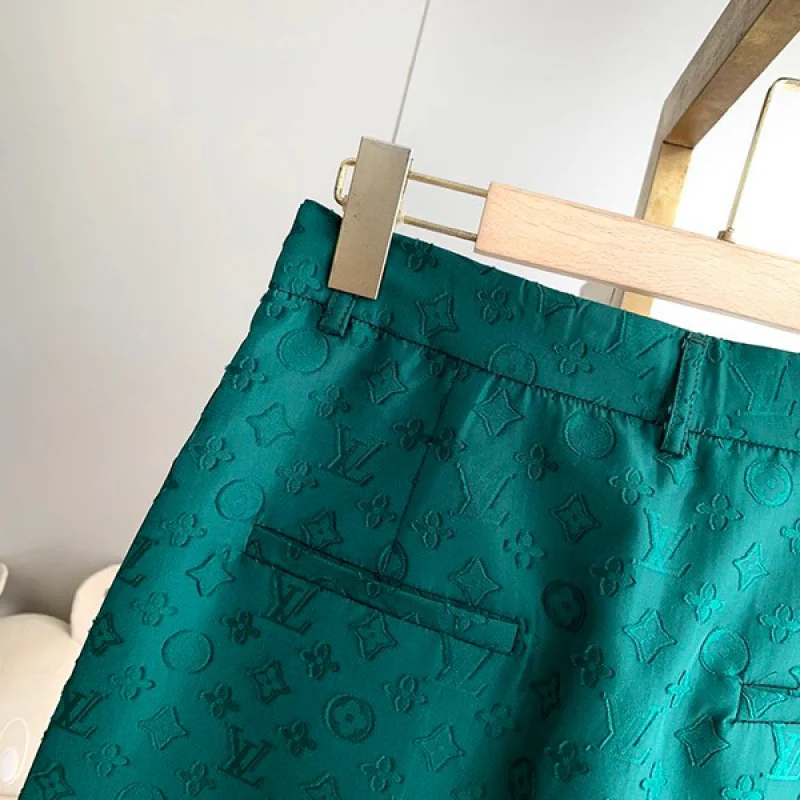 【日本未発売】ルイヴィトン クロップドラップショートパンツ 偽物 1AA85J