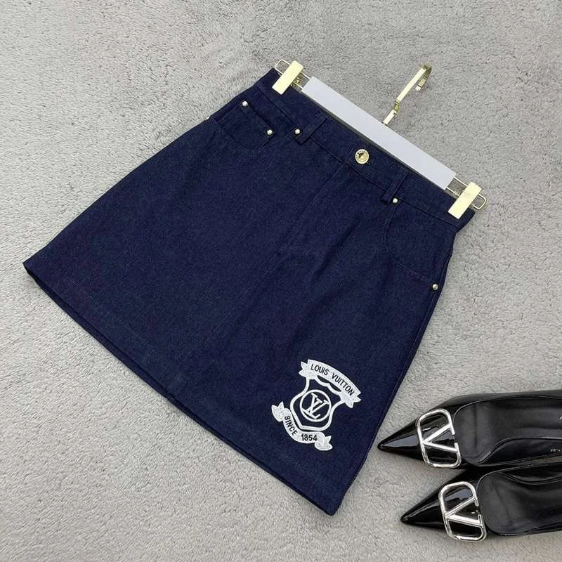 早い者勝ち♡ルイヴィトン since1854 偽物 ハイウエストデニム ショーツ vuo21785