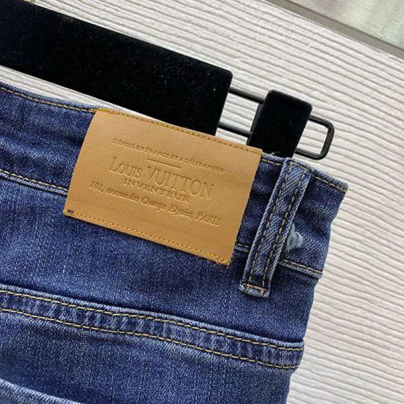 高品質♪♪♪ルイヴィトン デニムパンツ コピー モノグラムパッチワーク vuo70510