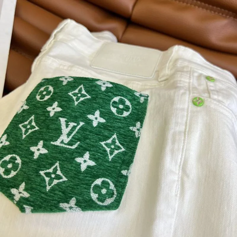 送料込 ルイヴィトン コピー ホワイトモノグラムパッチジーンズ 白 vut30133