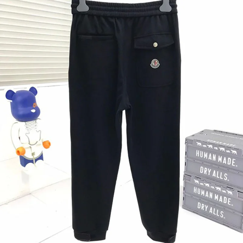 稀少 モンクレール 偽物 スウェットパンツ ジョガーパンツ ロゴ mob47981