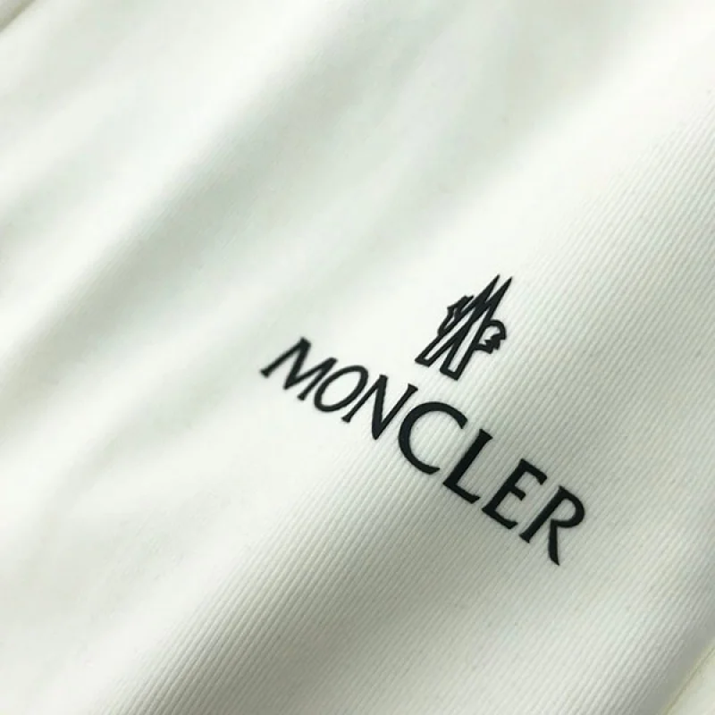 モンクレール スウェットパンツ ジョガーパンツ ロゴ コピー moe93885