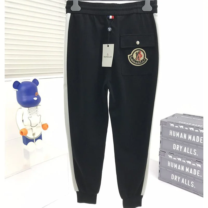 春夏新作【人気商品】モンクレール コットンジョギングボトムス 偽物 mol39562