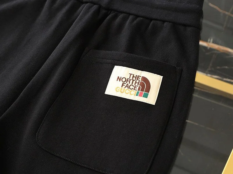 防寒グッチ×ザノースフェイス*ウェブジョギングパンツコピー Now34106
