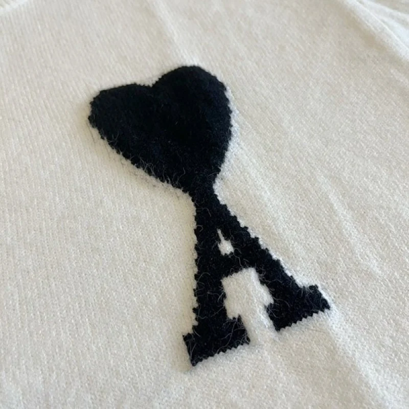 アミ パリス AMI DE COEUR クルーネック セーター 偽物 amf34705