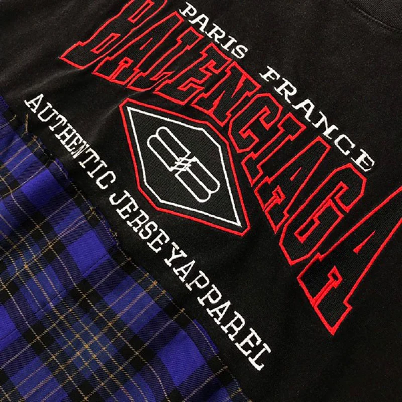 入手困難バレンシアガ B Authentic パッチド ロングスリーブ Tシャツ コピー 698227tmm085212