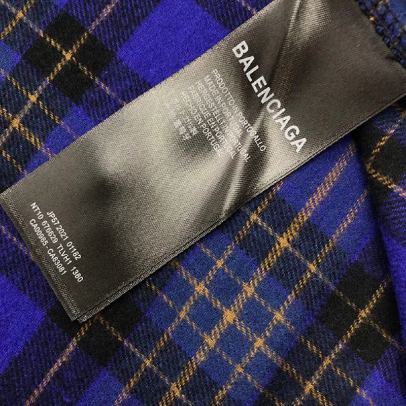 入手困難バレンシアガ B Authentic パッチド ロングスリーブ Tシャツ コピー 698227tmm085212