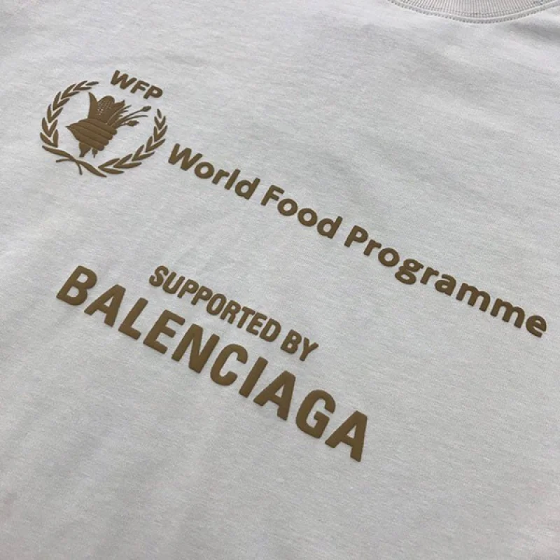 大人気!!新色 バレンシアガ コピー WFP DOUBLE SLEEVES Tシャツ 3色 baa62856