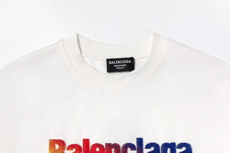 超話題!バレンシアガ★ロゴ半袖Tシャツ スーパーコピー オーバーサイズ bad67084