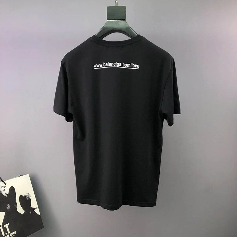 世界中で大人気♪バレンシアガ I LOVE U Tシャツ 偽物 ブラック baf87726