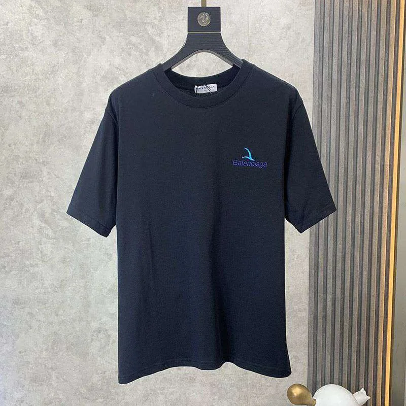 春もの新作バレンシアガ コピー クルーネックロゴ Tシャツ ブラック bah20545