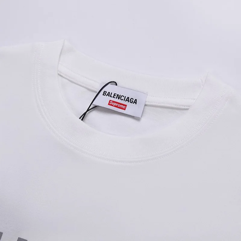 稀少 バレンシアガ シュプリーム 偽物 ロゴ Tシャツ bah42568