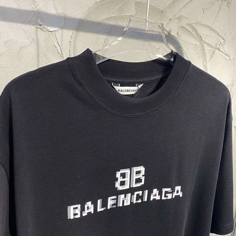 22AWバレンシアガ BB PIXEL コピー ミディアムフィット Tシャツ bai08402