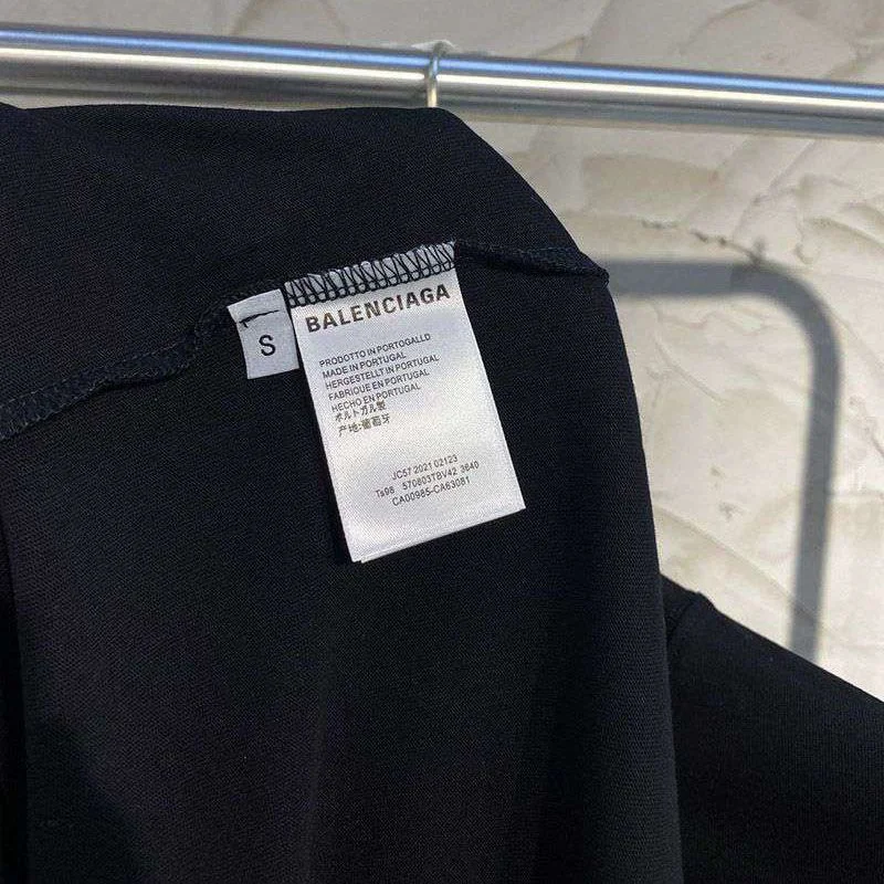 22AWバレンシアガ BB PIXEL コピー ミディアムフィット Tシャツ bai08402