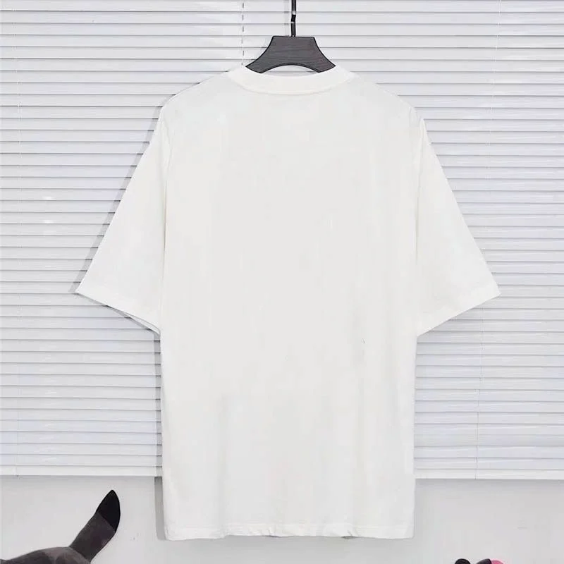 人気急上昇バレンシアガ コピー ネックラインにプリントロゴ Tシャツ baj43540
