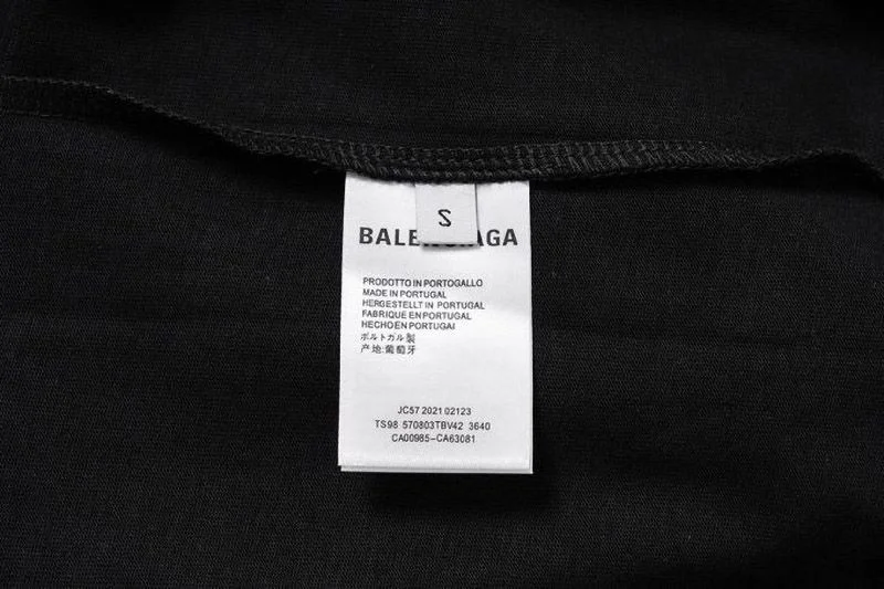 大人気!!新色バレンシアガ 偽物 スマイリープリント Tシャツ bak84645