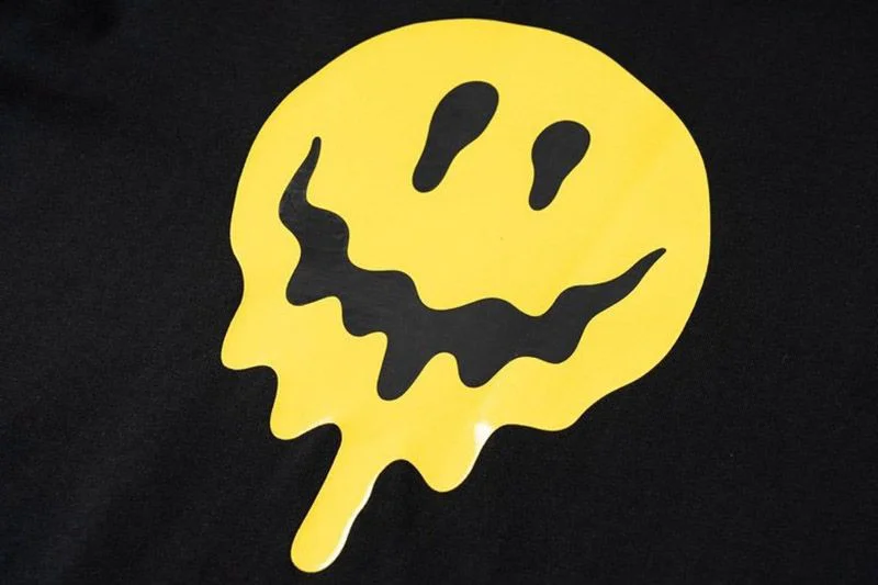 大人気!!新色バレンシアガ 偽物 スマイリープリント Tシャツ bak84645