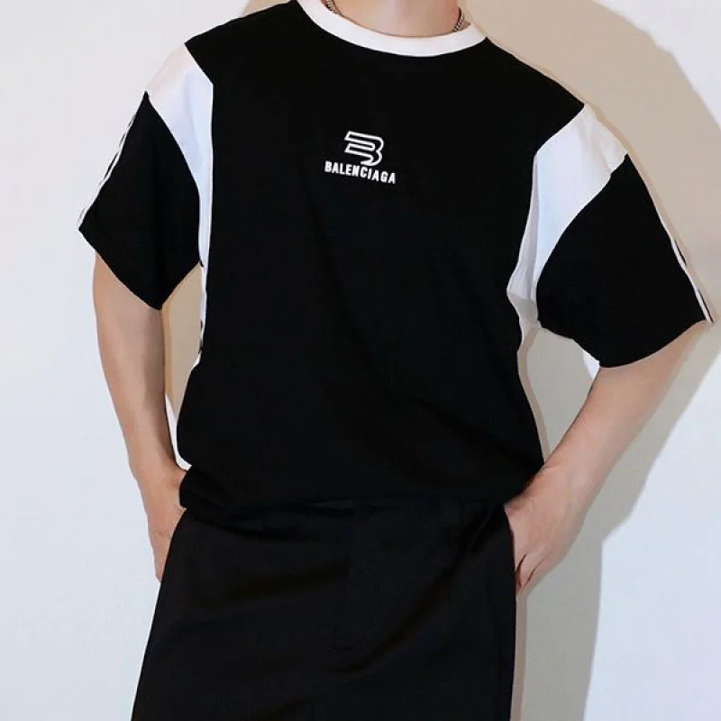 完売必至 バレンシアガ ロゴ ミディアムフィット コピー Tシャツ bal16034