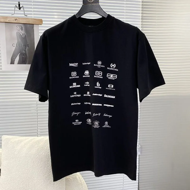 ★追跡付き発送で安心バレンシアガ コピー ロゴ オーバーサイズ Tシャツ 半袖 2色 baq50186