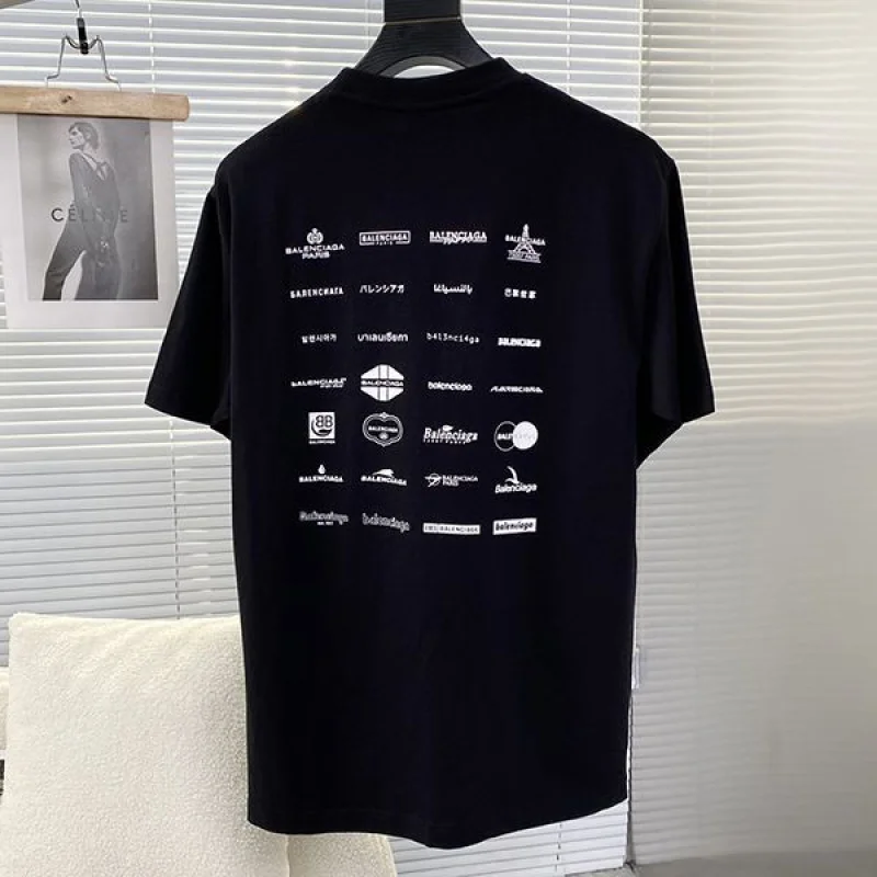 ★追跡付き発送で安心バレンシアガ コピー ロゴ オーバーサイズ Tシャツ 半袖 2色 baq50186