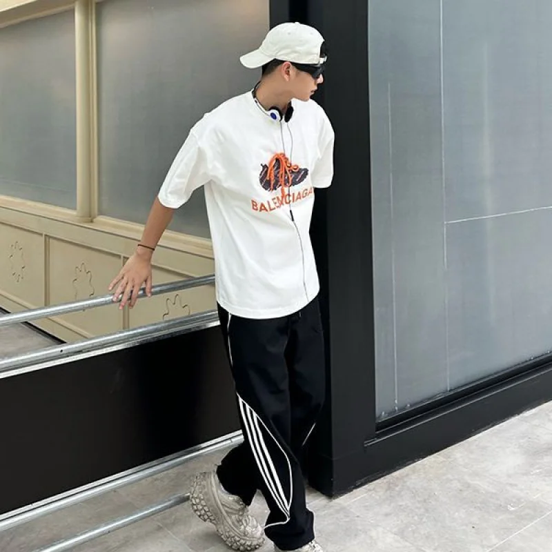 バレンシアガ ロゴ Tシャツ コピー ユニセックス 【人気商品】 baq66334