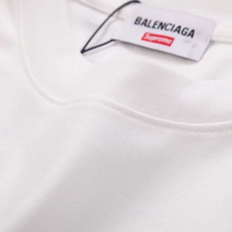 バレンシアガ シュプリーム 偽物 ロゴ Tシャツ bas49919