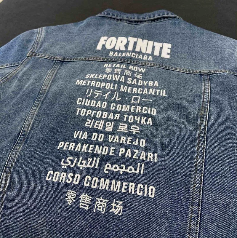日本未入荷バレンシアガ 偽物 Fortnite©2021 EPIC GAMES, INC Large Fit ジャケット デニム ブルー bas78281
