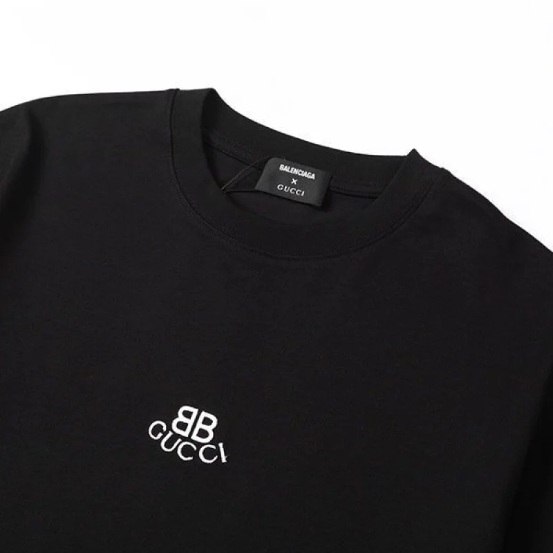 稀少 バレンシアガ x グッチ コラボ 偽物 Tシャツ bat69000