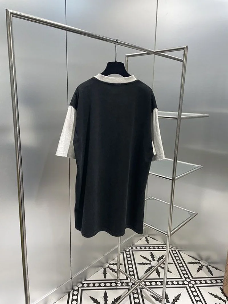 超希少!【バレンシアガ】ユニセックス 半袖 ロゴ Tシャツ コピー bau57176