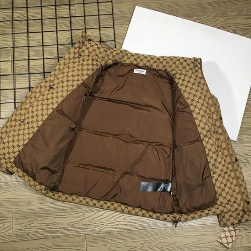 高級ブランド バレンシアガ x グッチ ハッカー 偽物 ダウンジャケット bau61171