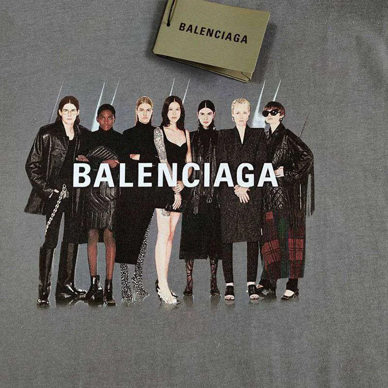 【日本未発売】リアルバレンシアガ Tシャツ 偽物 グレー bax82470