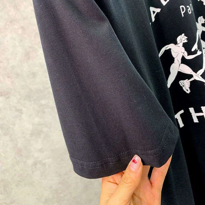 争奪戦バレンシアガ athletes Tシャツ 偽物 ブラック bay32751