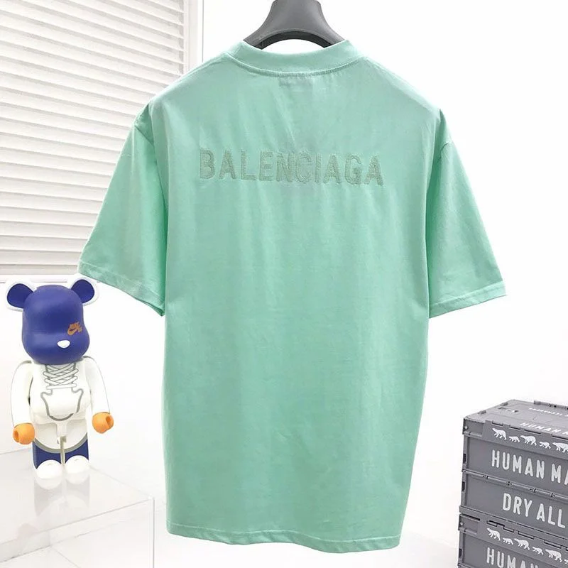 入手困難 バレンシアガ★ミディアムフィットロゴTシャツ コピー bay70046