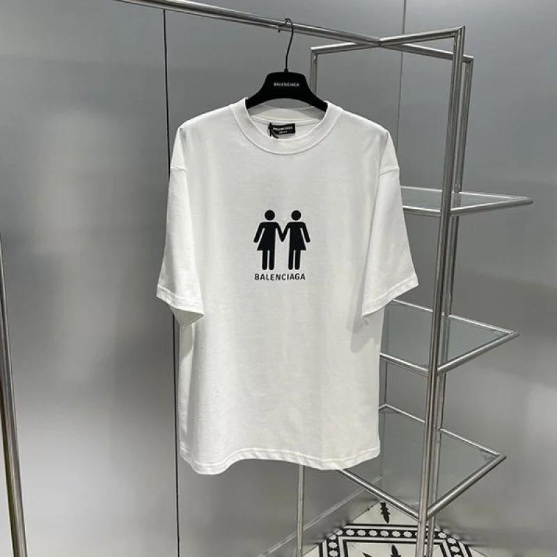 完売必至バレンシアガ PRIDE 22 オーバーサイズ ロゴTシャツ コピー 2色 bay78928