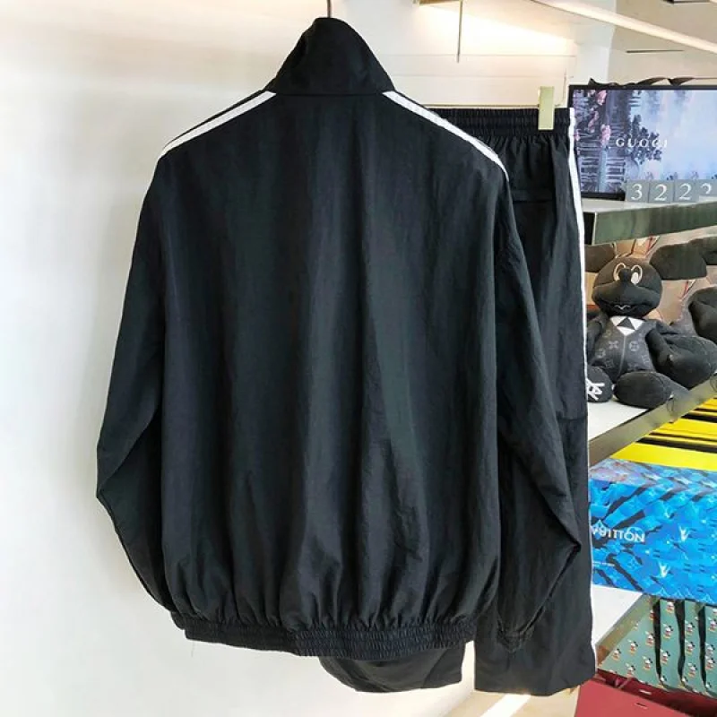 確保済みバレンシアガ アディダス コピー トラックスーツジャケット baz43970