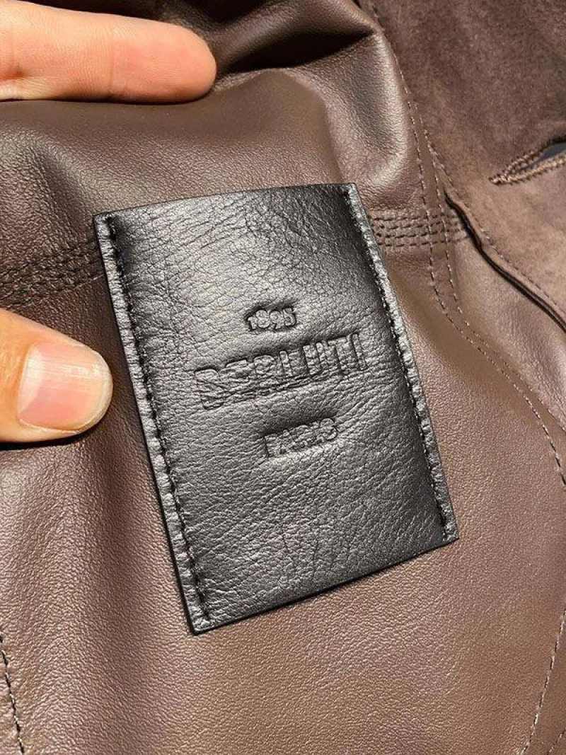 《大人気》ベルルッティ パティーナレザー B-Way bei96602