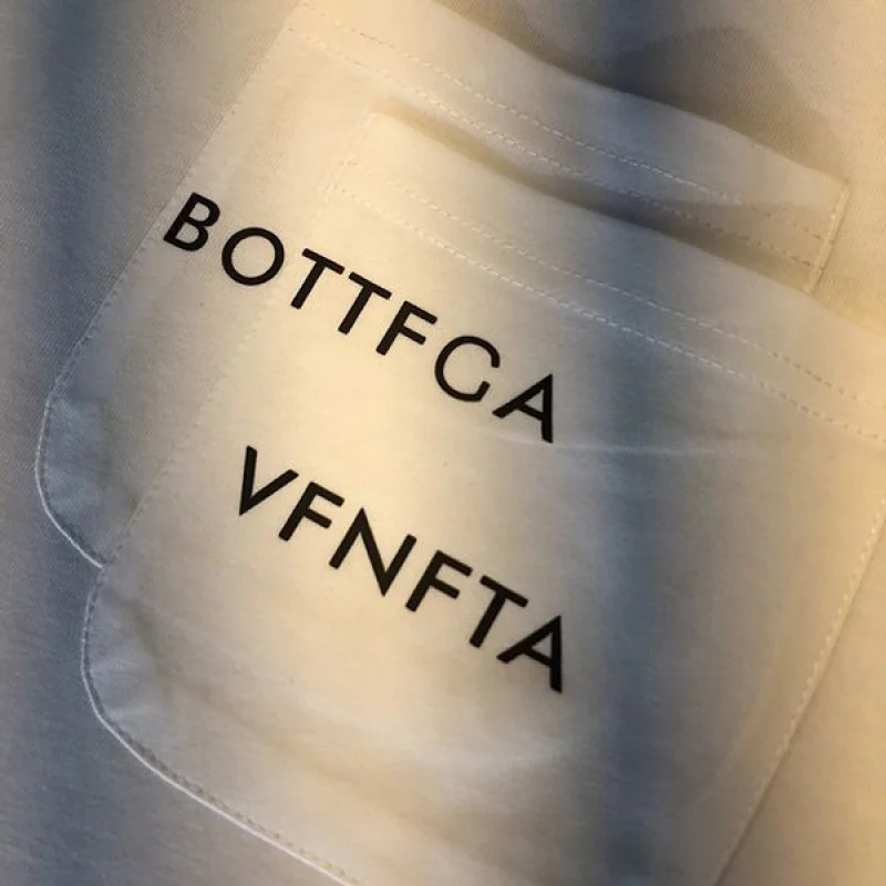 日本未入荷 ボッテガヴェネタ 偽物ウォッシュドコットンジャージーTシャツ bon02631