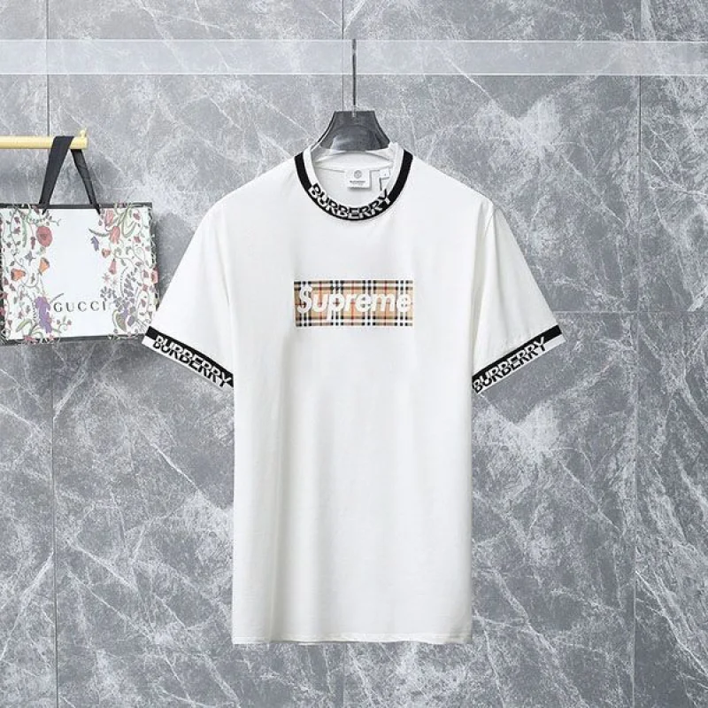 累積売上総額第1位!シュプリーム × バーバリー ボックスロゴ 偽物Tシャツ Bar68239