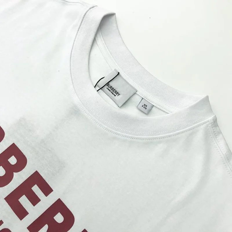 目を惹くカラーバーバリー ロゴコットンオーバーサイズTシャツ コピー 2色 Bax06236