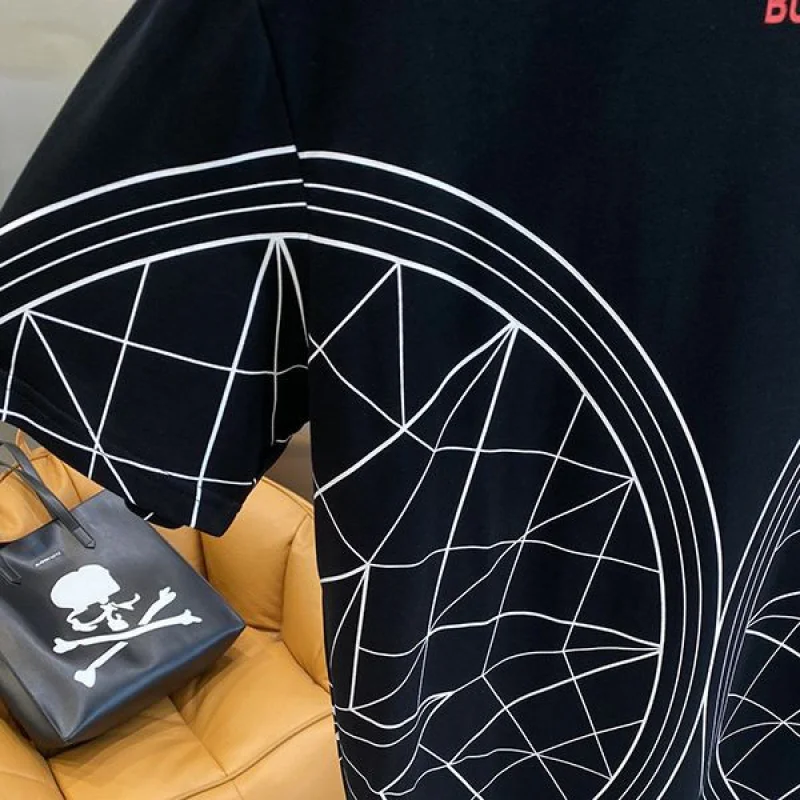 【日本未発売】バーバリー ロゴ オーバーサイズTシャツ コピー Bax42639