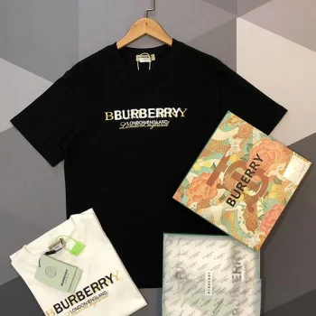 売上総額1位!バーバリー ロゴ プリント コピー Tシャツ Baw56359