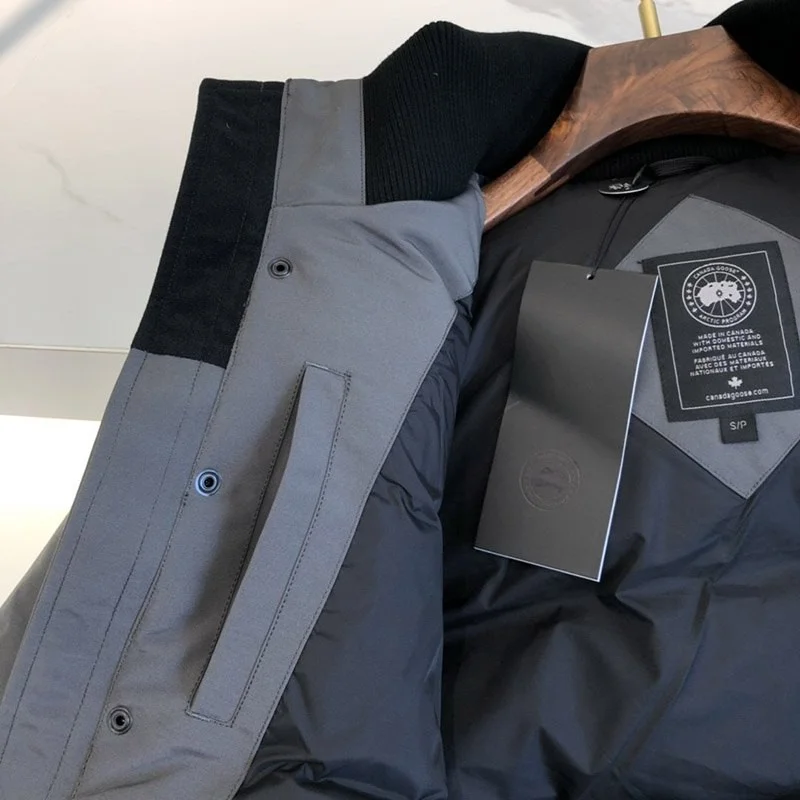 秋冬新作 カナダグース●ブラックレーベル コピー LYNDALE PARKA リンデール Cac88228 ダウン