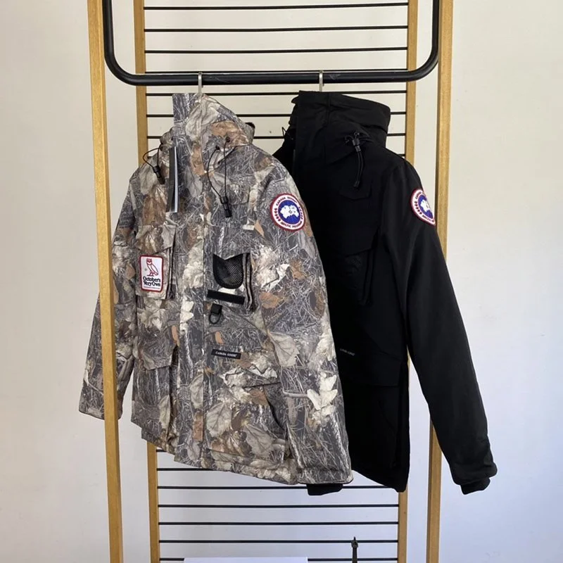関税負担なしOVO x カナダグース Terrain Parka ダウンジャケット 偽物 Caw96876